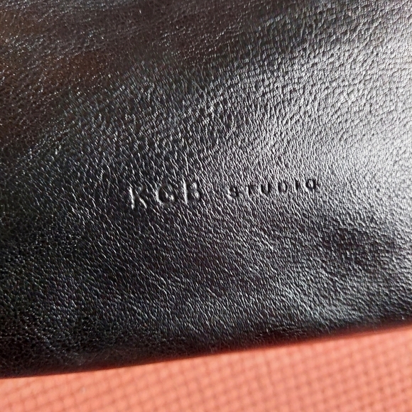 KGB Studio Black Synthetic Shoulder Bag - Picture 3 of 13